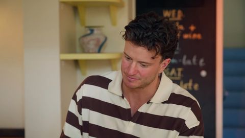 Filip advises Sam how to bring up his relationship concerns