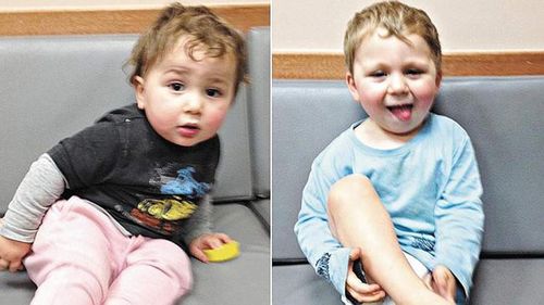 Toddler brothers found wandering in Geelong park after mother fell asleep