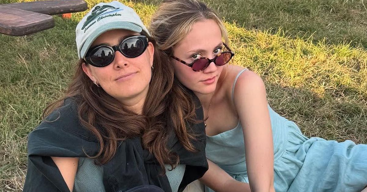 These are the daughters of one of Hollywood's most famous couples