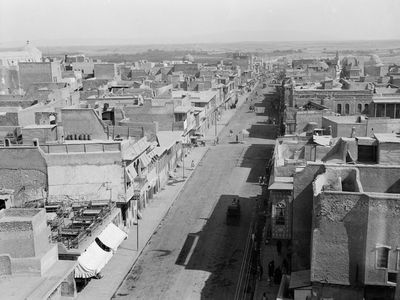 This photo shows the Old City in peace times during the
early 1930s. (American Colony Photo Department)