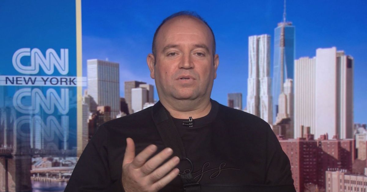 Bondi hero explains why he wrestled the gunman in new interview on US television