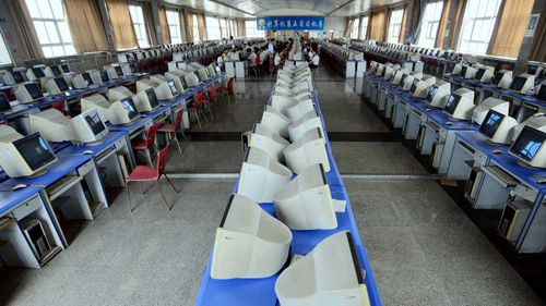 A computer room at Lanxiang Vocational School