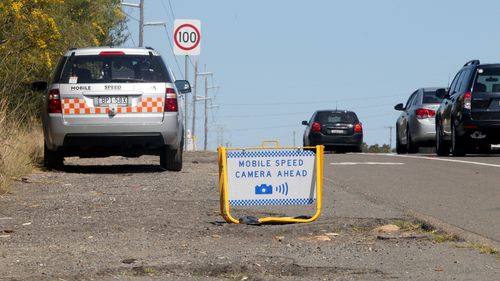 Mobile speed camera