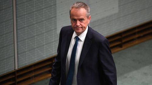 Bill Shorten arrives for Question Time today. (AAP)
