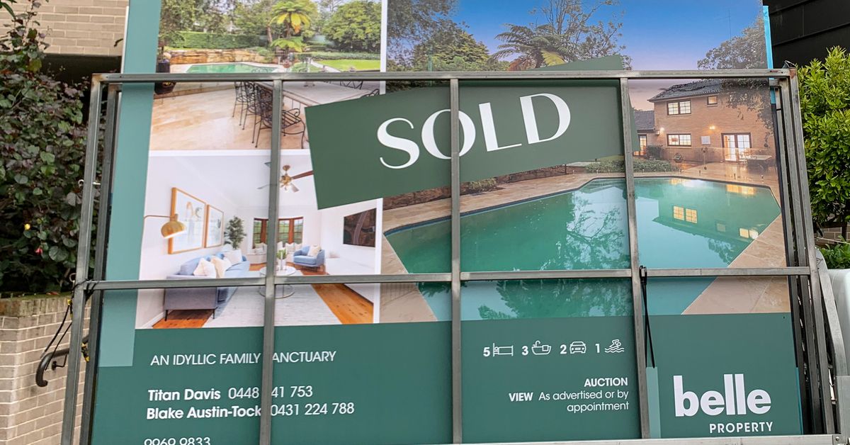 Preview for RBA banking glitch delays hundreds of property settlements