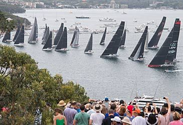 Which boat was awarded line honours in the 2017 Sydney Hobart Yacht Race?