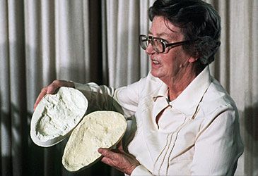 Mary Leakey was a leading figure in which scientific field?