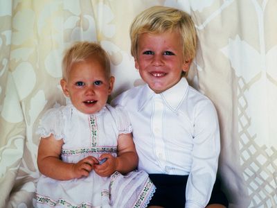 Zara and brother Peter Phillips, 1982