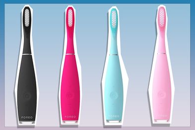 9PR: Foreo ISSA 3 toothbrushes in black, hot pink, blue, and light pink on a blue and purple background.