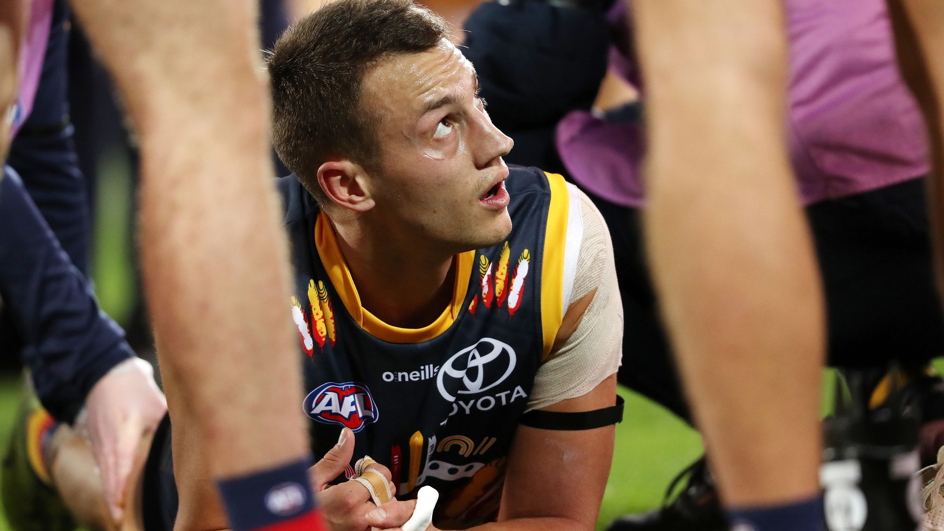 ADELAIDE, AUSTRALIA - JULY 02: Tom Doedee of the Crows at 3 quarter time during the 2022 AFL Round 16 match between the Adelaide Crows and the Melbourne Demons at the Adelaide Oval on July 02, 2022 in Adelaide, Australia. (Photo by Sarah Reed/AFL Photos)