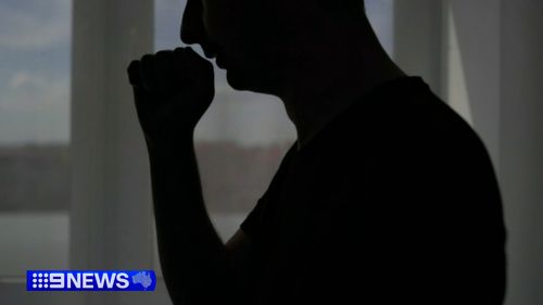 Especialistas dizem que a infecção respiratória potencialmente mortal tende a aumentar a cada cinco ou seis anos, mas o aumento mais recente representa um desafio particular.