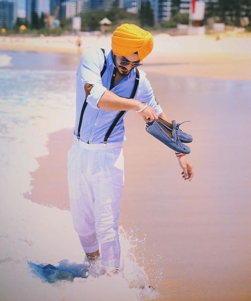 The 22-year-old man who drowned at Tweed Heads on Christmas Day has been identified as Ravneet Singh Gill. (Facebook)