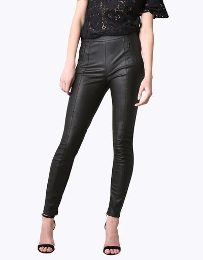 Rock on in PU<br>
<br>
<a href="https://www.theiconic.com.au/zelda-pants-387939.html" target="_blank" draggable="false">Rodeo Show polyurethane Zelda Pants,$199.95 at The Iconic</a><br>