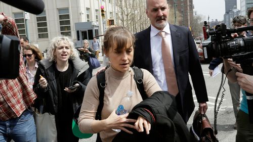 Actress Allison Mack leaves Brooklyn federal court 