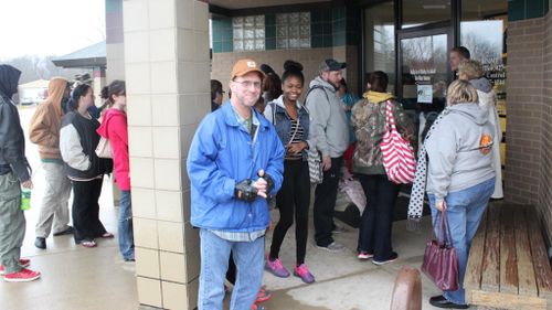 Locals turned out for the Black Friday sale. (Facebook / Fort Wayne Animal Care and Control)