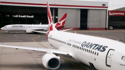 China News Qantas Cabin Crew Damaged During Sudden Turbulence To