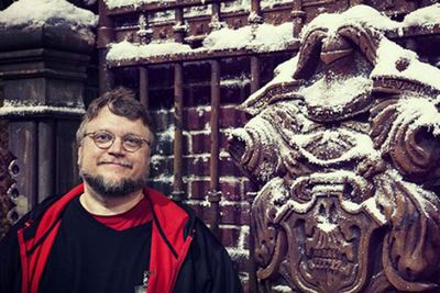 Guillermo del Toro showed off his creepy new trailer for <i>Crimson Peak</i>, starring Jessica Chastain, Mia Wasikowska and Charlie Hunnam.<br/><br/>"Houses as old as this one become in time a living thing," Tom Hiddleston says in the trailer voiceover. "It may have timber for bones but windows for eyes, and sitting here all alone, it can go slowly bad. It starts holding on to things. Keeping them alive when they shouldn't be. Some of them good. Some bad. Some should never be spoken about again."<br/>