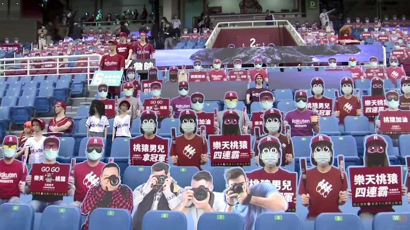 Taiwan Baseball Cardboard Fans