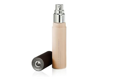 <a href="http://www.sephora.com.au/products/becca-shimmering-skin-perfector" target="_blank">Shimmering Skin Perfector, $66, Becca</a>