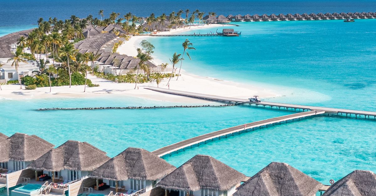 Aussies can now buy flights to the Maldives for $100, as new direct route launches