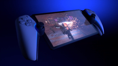 9PR: Image of the PlayStation Portal / Project Q with a game on the screen