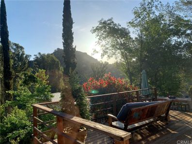 Tyler Henry buys Secluded Topanga Retreat for $US 2.1 million
