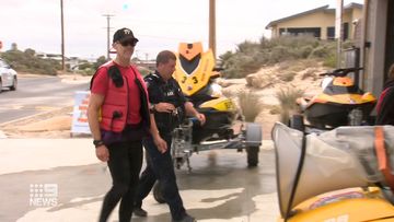 A father has drowned while saving his son during a fishing trip in Murray Mouth. 