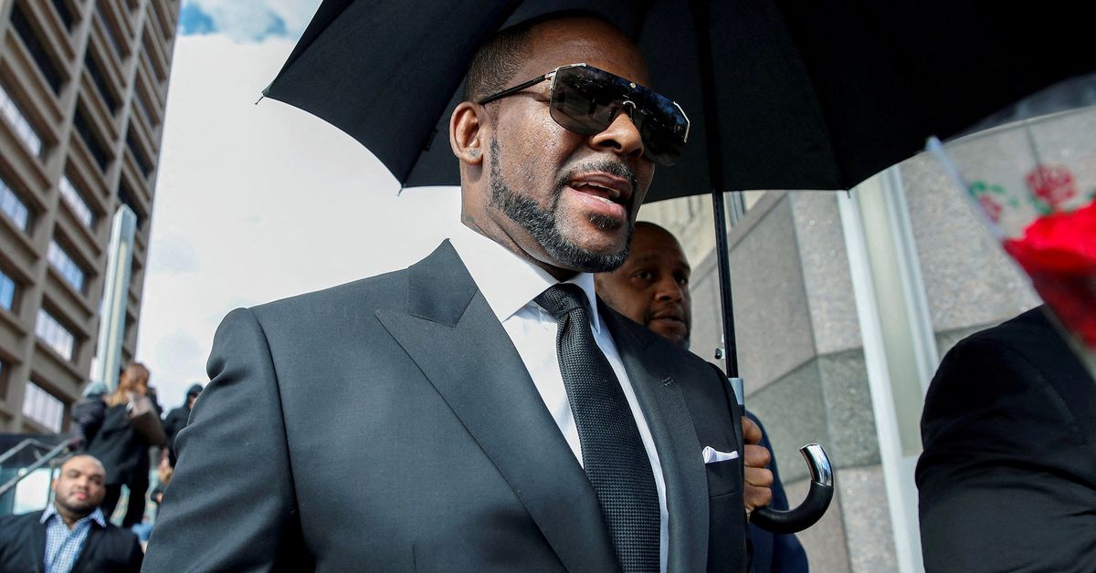 R Kelly convicted of multiple child abuse material and enticement charges acquitted on others – 9News