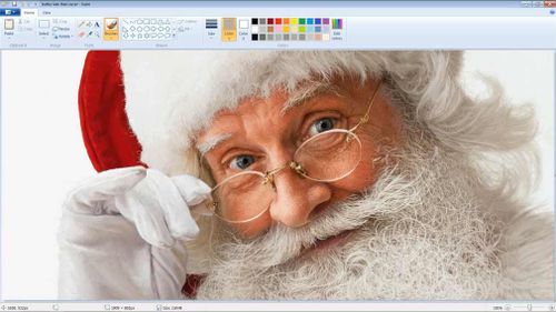 One artist spent nearly 50 hours creating this complex drawing of Santa Claus using a basic selection of tools available in the Microsoft Paint application. (YouTube/Eclectic Asylum Art)