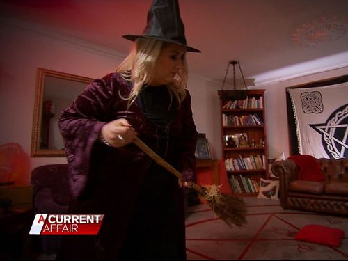 Melbourne mum Lizzy Rose has found an unusual way of paying off her mortgage – by evicting demons from people’s bodies.

