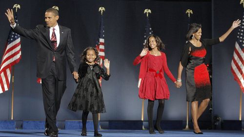 Barack Obama Malia Sasha Michelle Obama 2