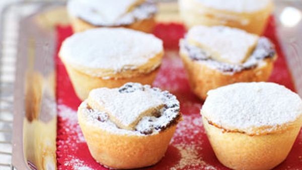 Orange mince pies