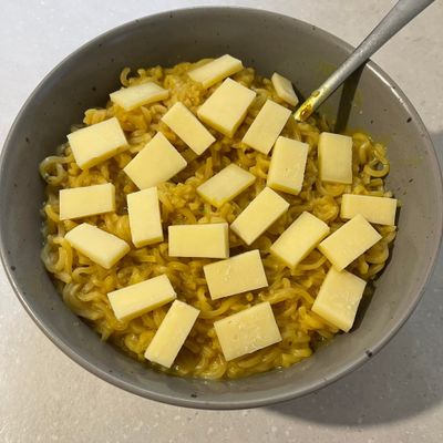 Noodles with cheese