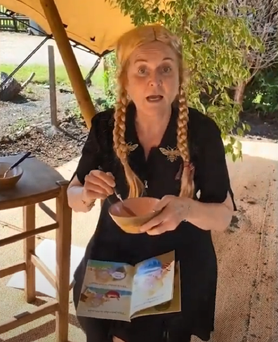 Sarah Ferguson, the Duchess of York, reads Goldilocks And The Three Bears on YouTube.