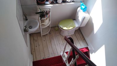 toilet-stairs