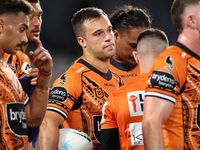 Gould's chat with Luke Brooks before switch