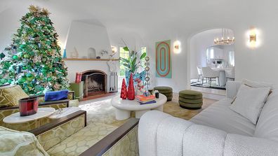 La vecchia casa di Charlize Theron a Los Angeles è di nuovo in vendita