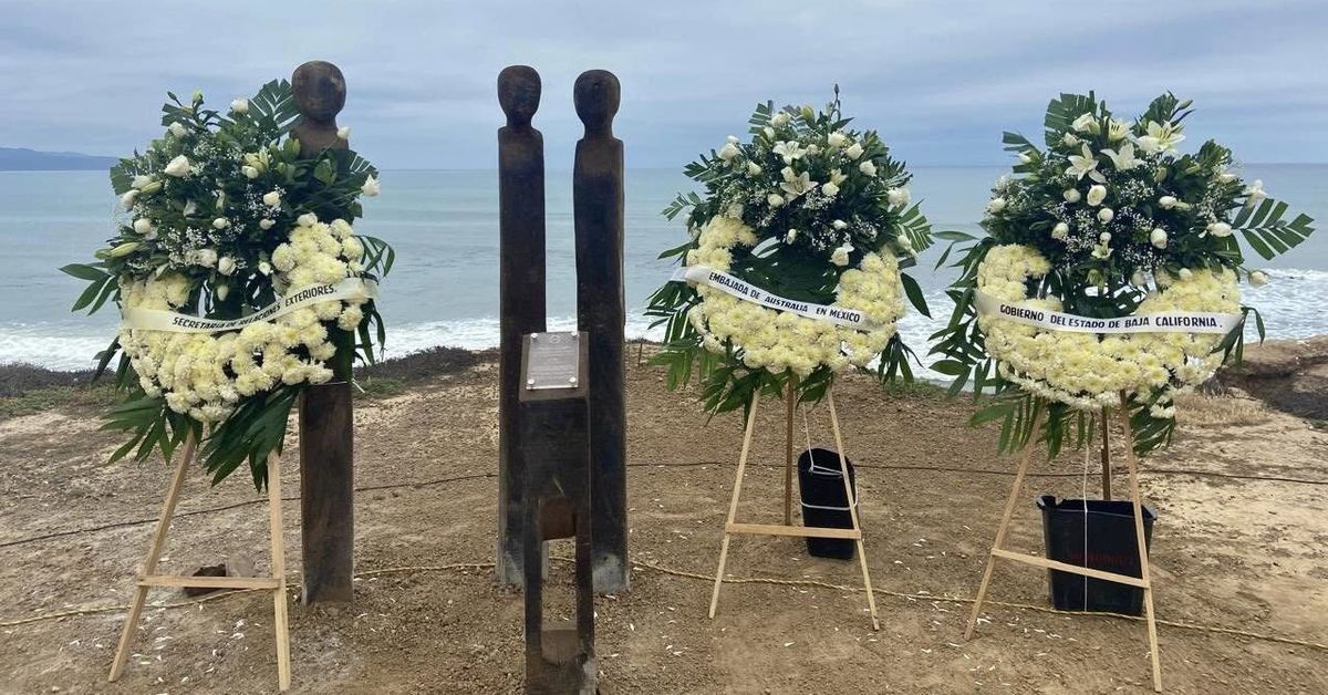 Statue for slain Aussie surfers Callum and Jake Robinson unveiled in ...