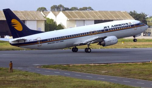 Jet Airways Flight 9W697 was able to make a safe landing in Mumbai after the mid-air emergency.