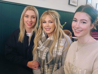 Leane Flynn with two of her daughters months before she passed.