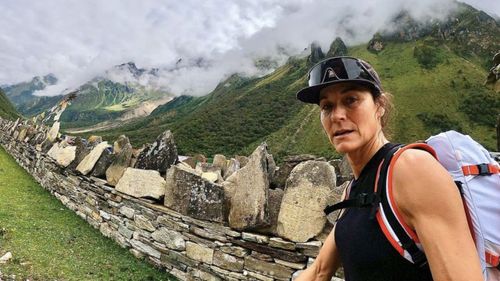 In 2012, Hilaree Nelson became the first ​woman known to climb the world's highest peak​, Everest​, and also the adjacent mountain​, Lhotse​, in 24 hours.