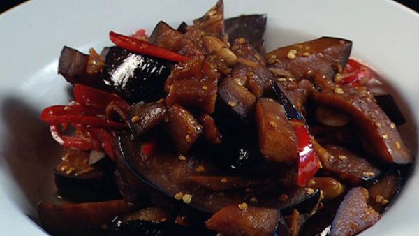 Stir-fried eggplant with red chillies