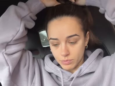 Georgia May Foote sick with sore stomach after Christmas