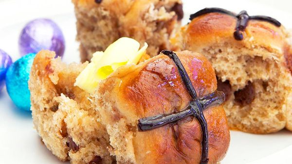 Mini choc-chip hot cross buns