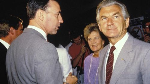 Paul Keating (left) and Bob Hawke in 1988. (Getty)