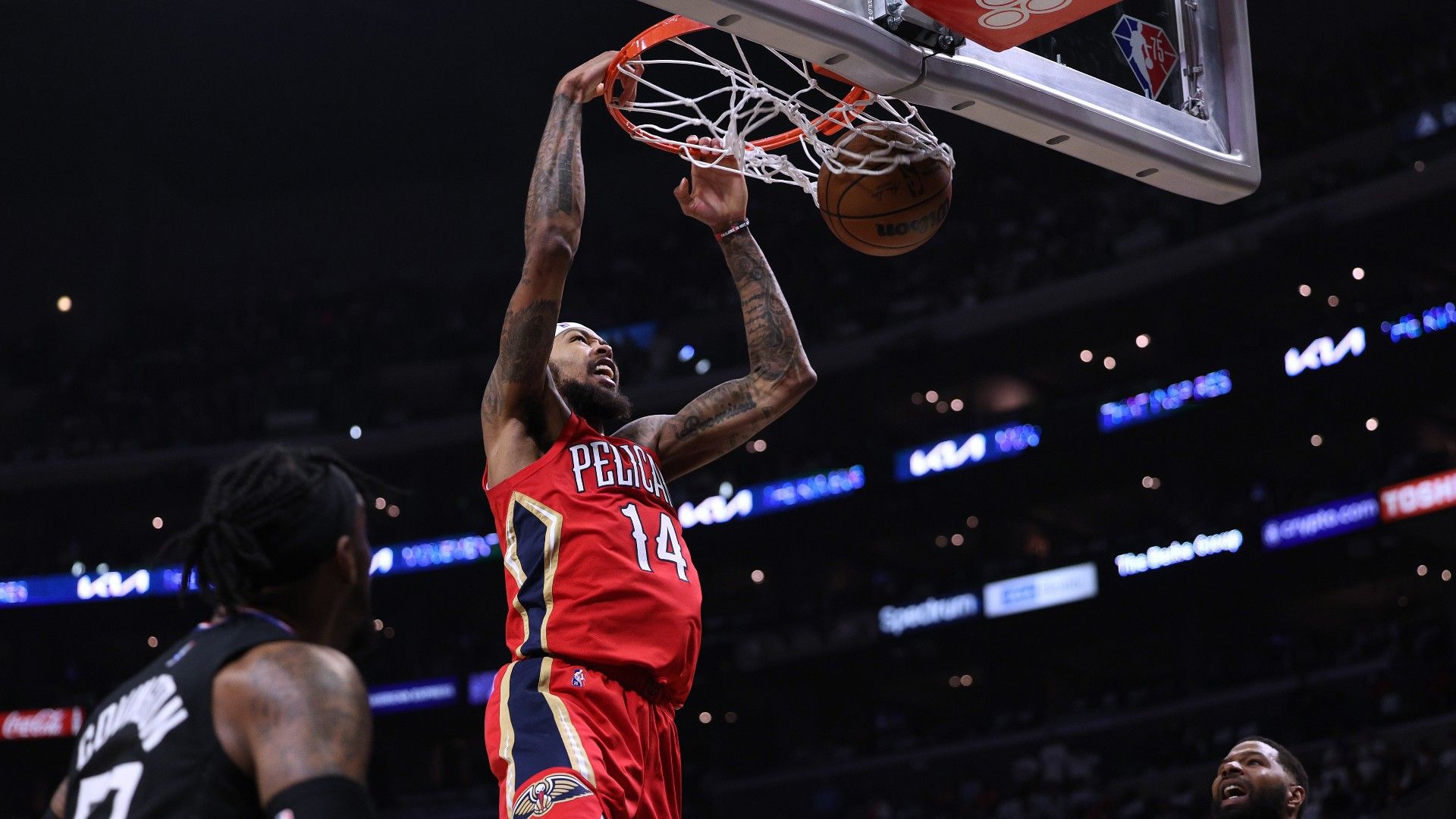 Pelicans earn 105-101 win over Clippers, claim No.8 seed