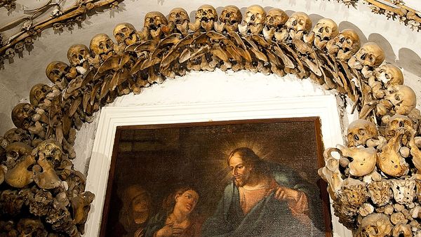 Bones decorate interior of Santa Maria della Concezione dei Cappuccini (Getty)