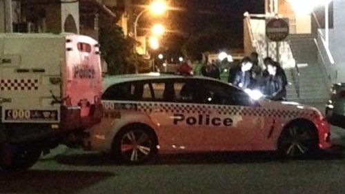 Police set up a crime scene on Mayfair Street in the early hours of this morning. (9NEWS)