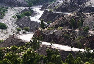 The Khyber Pass connects Pakistan and which other nation?