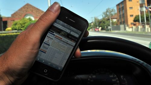 Drivers aren't getting mobile phone message: RACQ